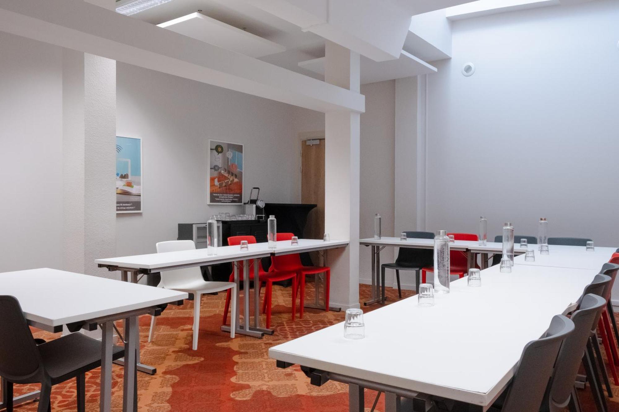Ibis Styles Albi Centre Le Theatro Hotel Ngoại thất bức ảnh