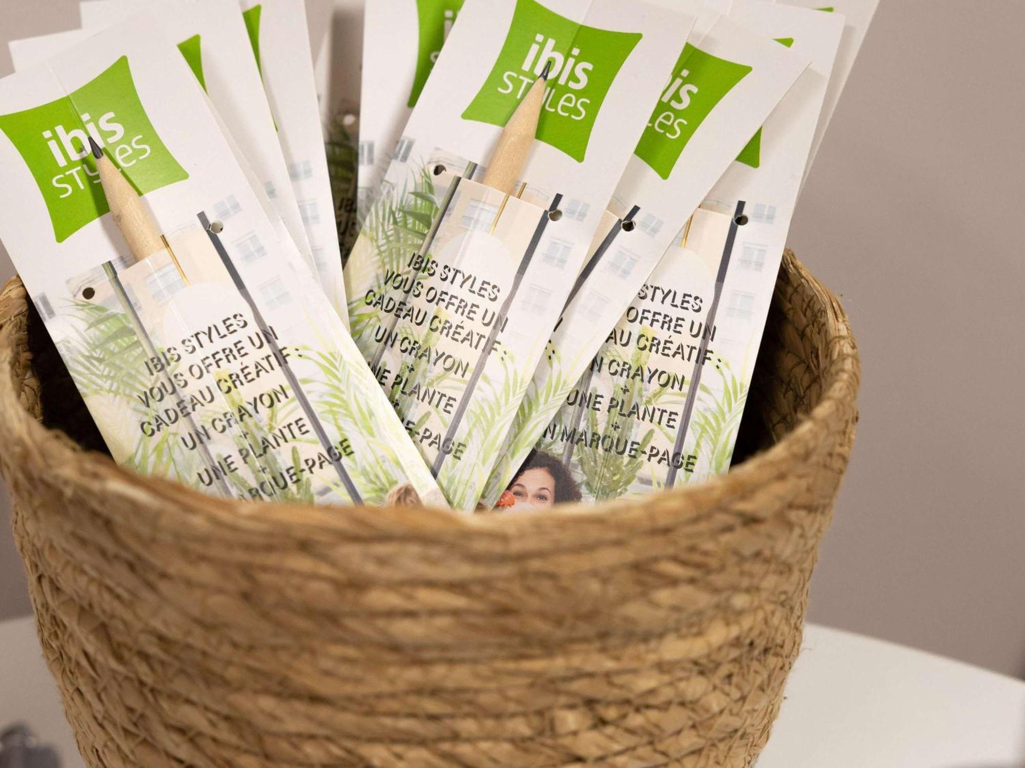 Ibis Styles Albi Centre Le Theatro Hotel Ngoại thất bức ảnh
