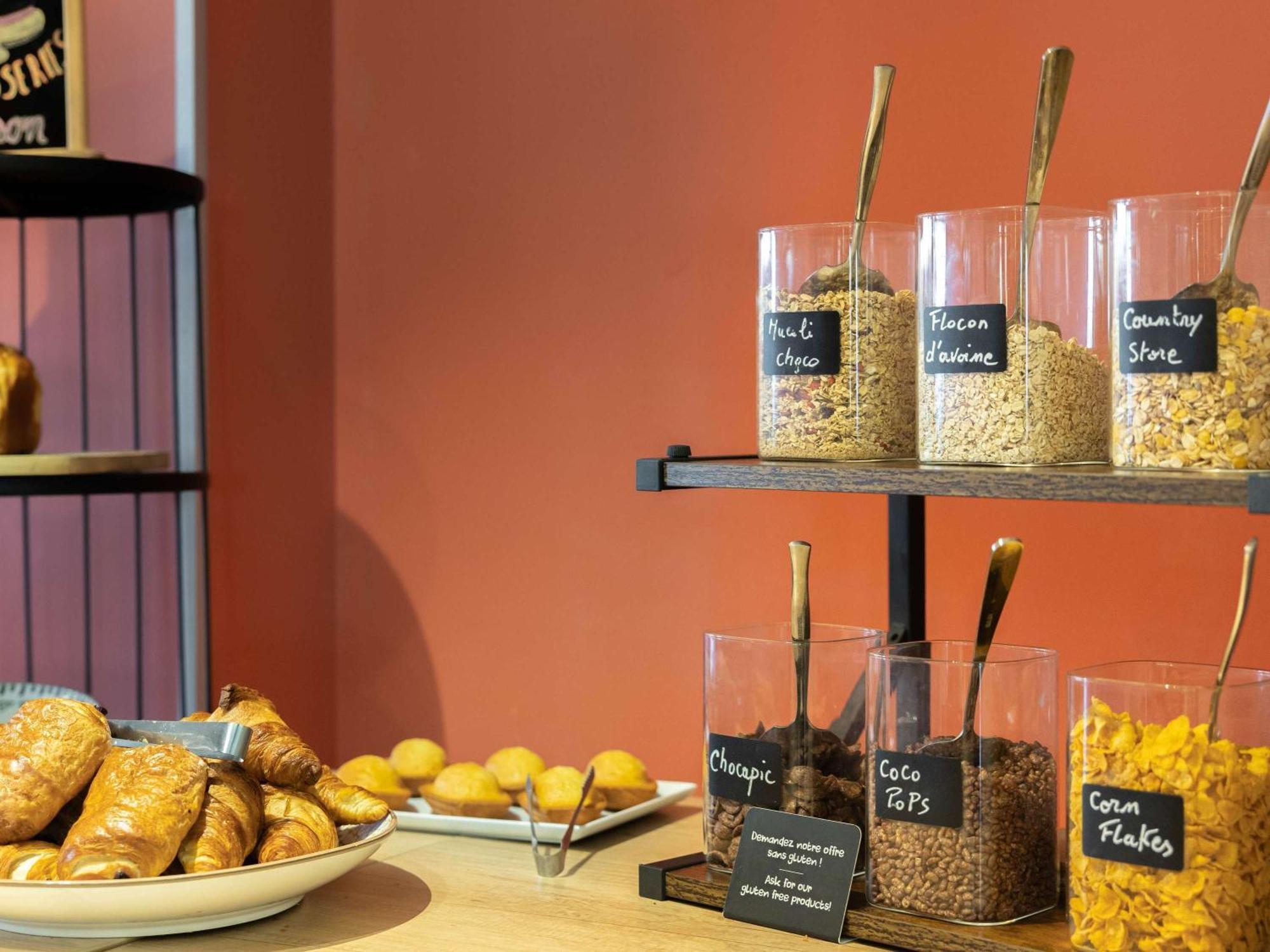 Ibis Styles Albi Centre Le Theatro Hotel Ngoại thất bức ảnh
